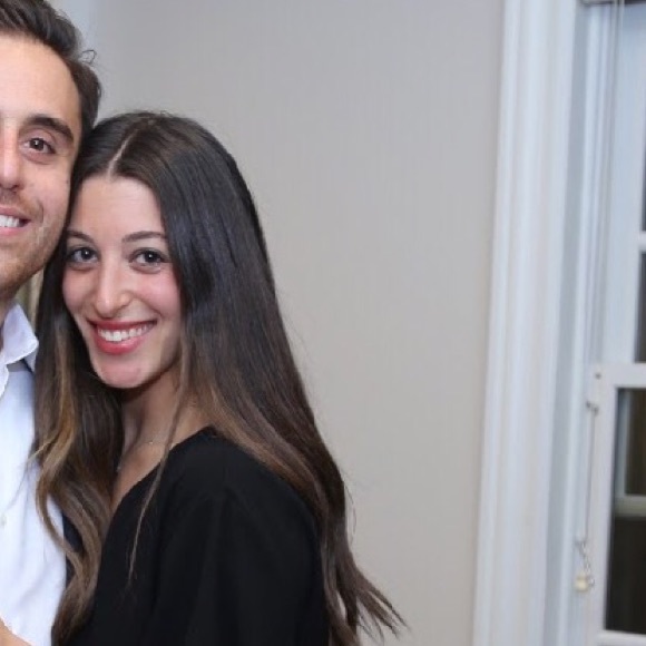 Meet your Posher, Michelle - Picture 1 of 1